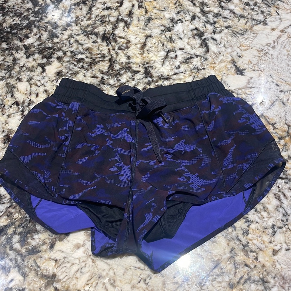 Lulu lemon shorts purple and black size 6